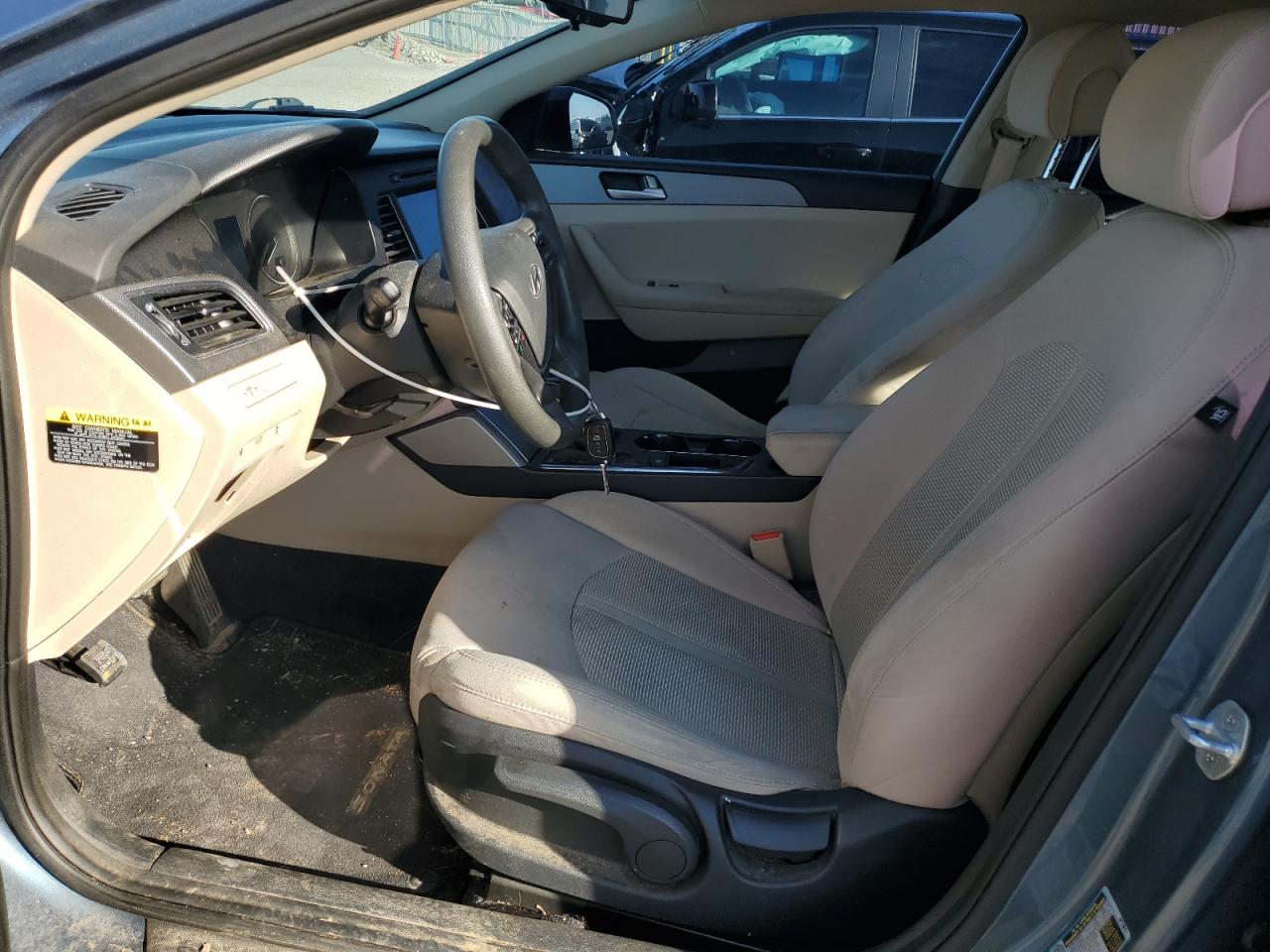 2016 Hyundai Sonata - Image 7