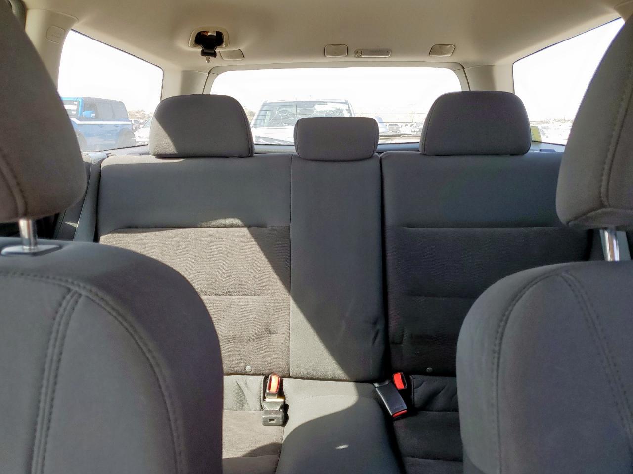 2009 Subaru Outback - Image 10