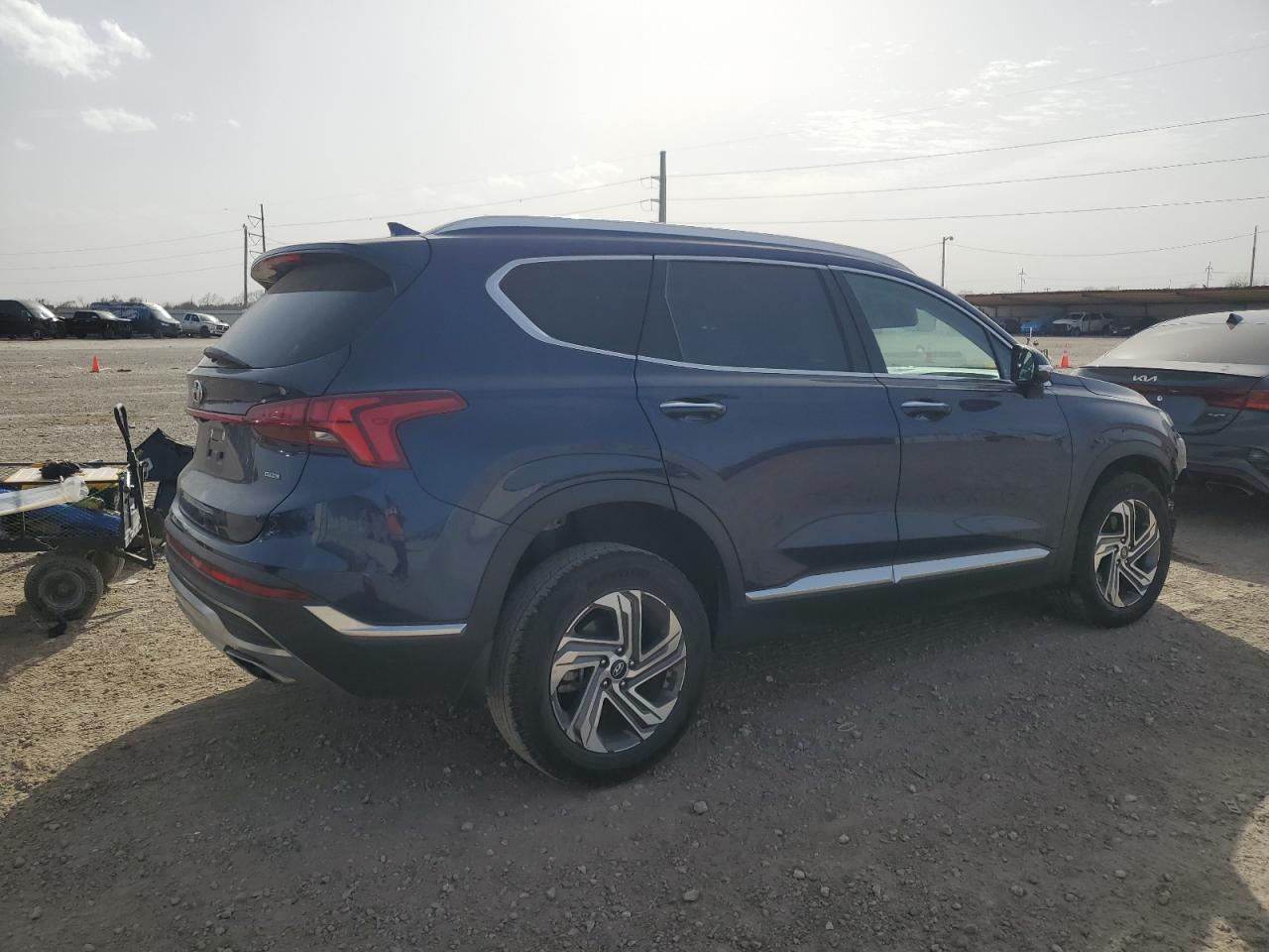 2022 Hyundai Santa Fe - Image 3