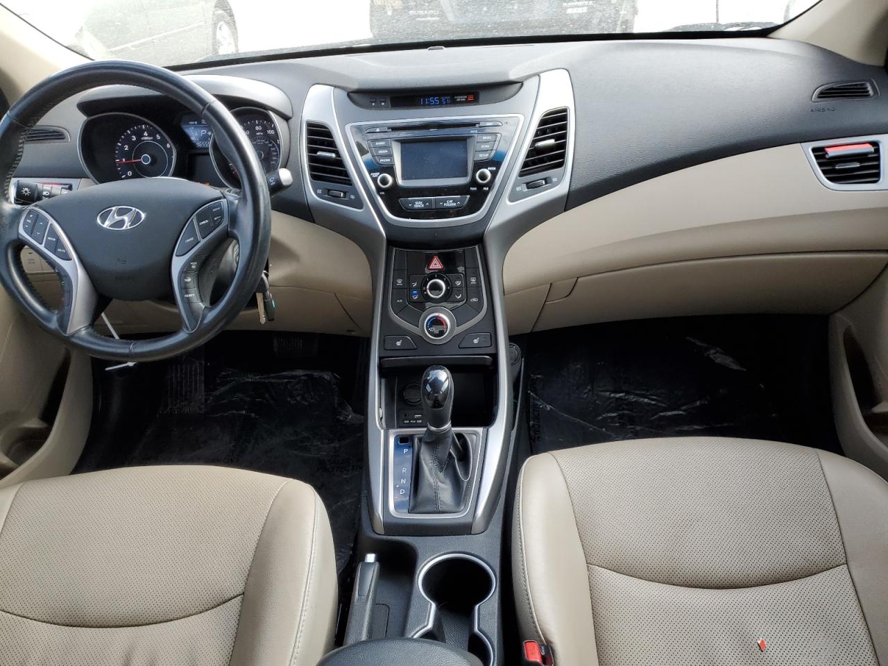 2014 Hyundai Elantra - Image 8