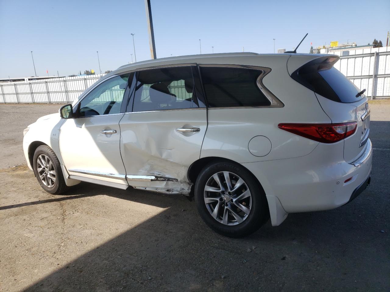 2015 Infiniti QX60 - Image 2