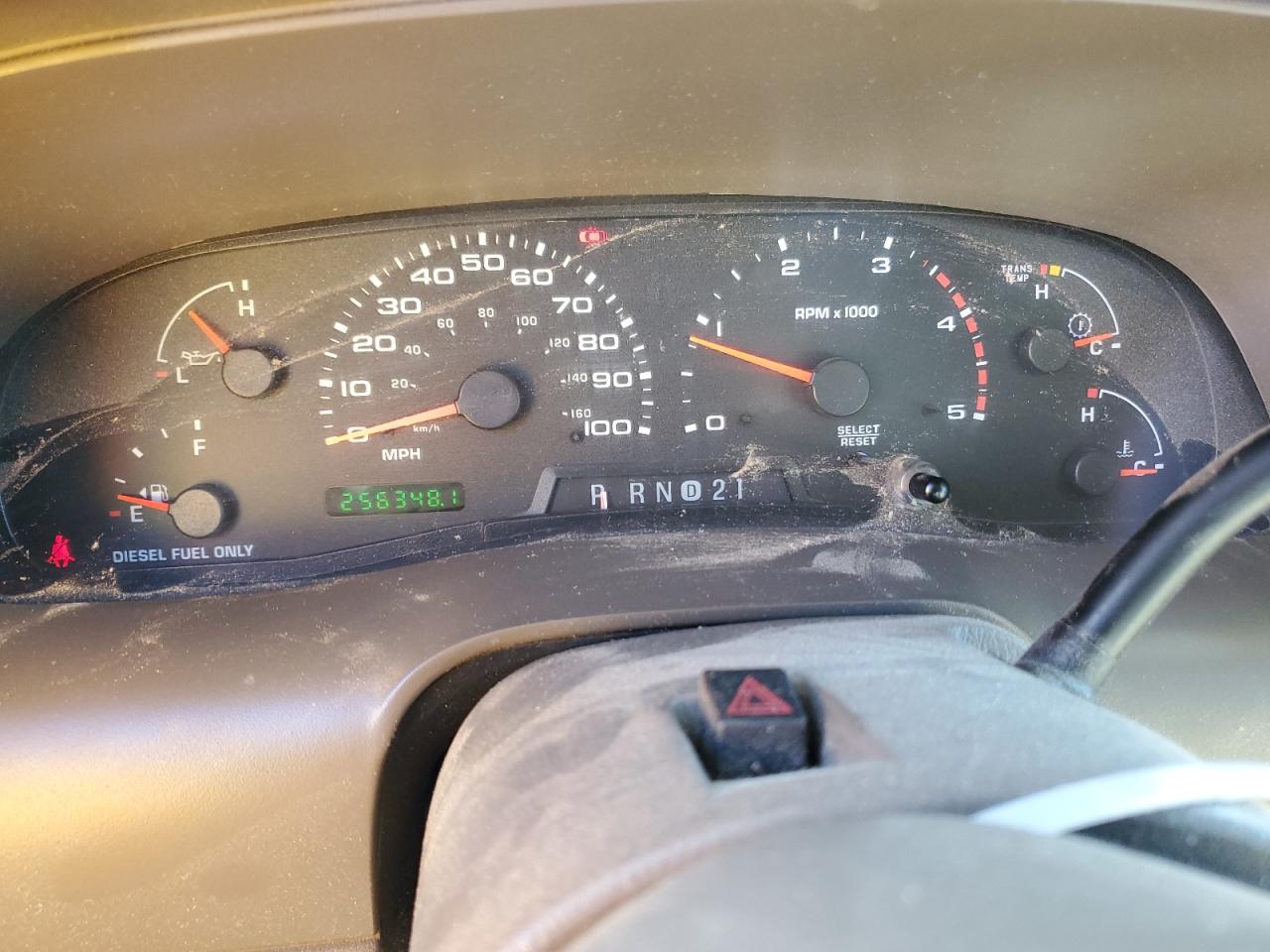 2002 Ford Excursion - Image 9