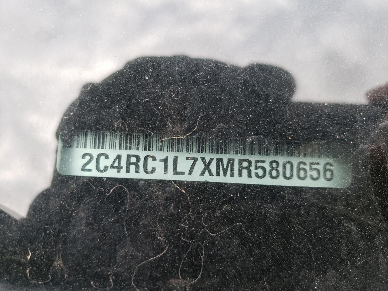 2021 Chrysler Pacifica - Image 14
