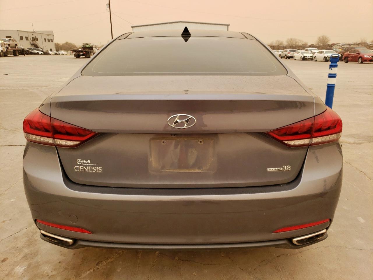 2015 Hyundai Genesis - Image 6