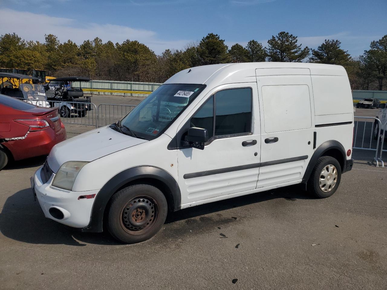 2013 Ford Transit Connect Xlt for Sale in Brookhaven, NY - Front End