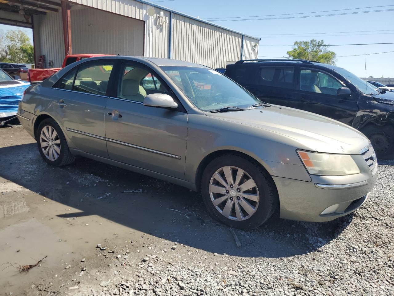 2009 Hyundai Sonata - Image 4