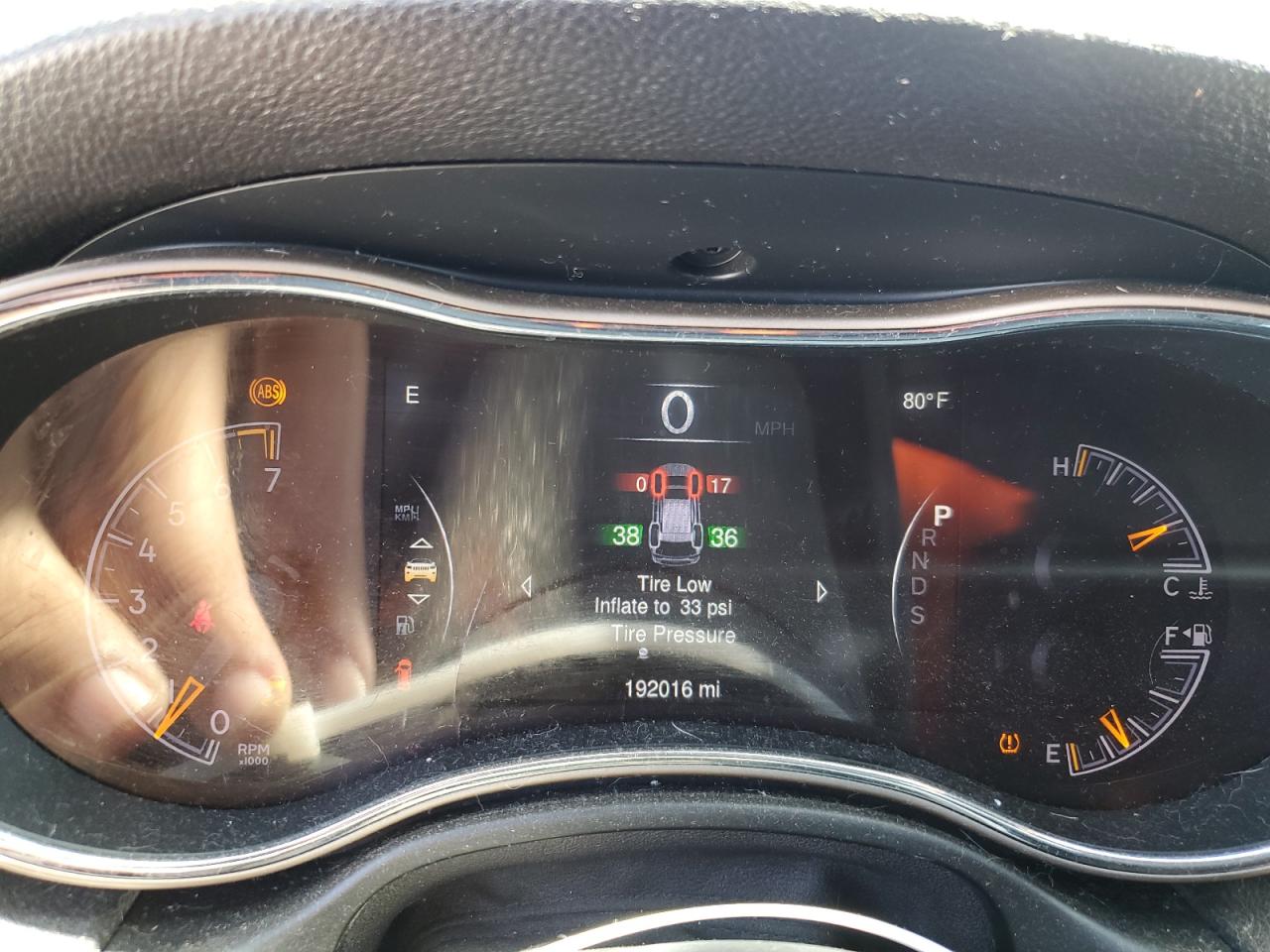 2014 Jeep Grand Cherokee - Image 9