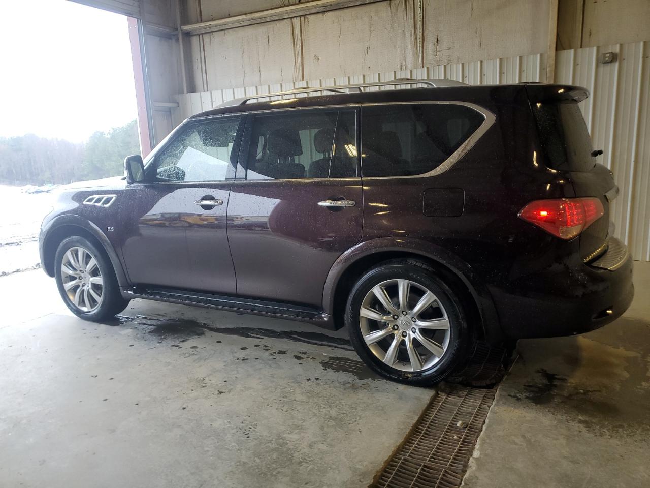 2014 Infiniti QX80 - Image 2