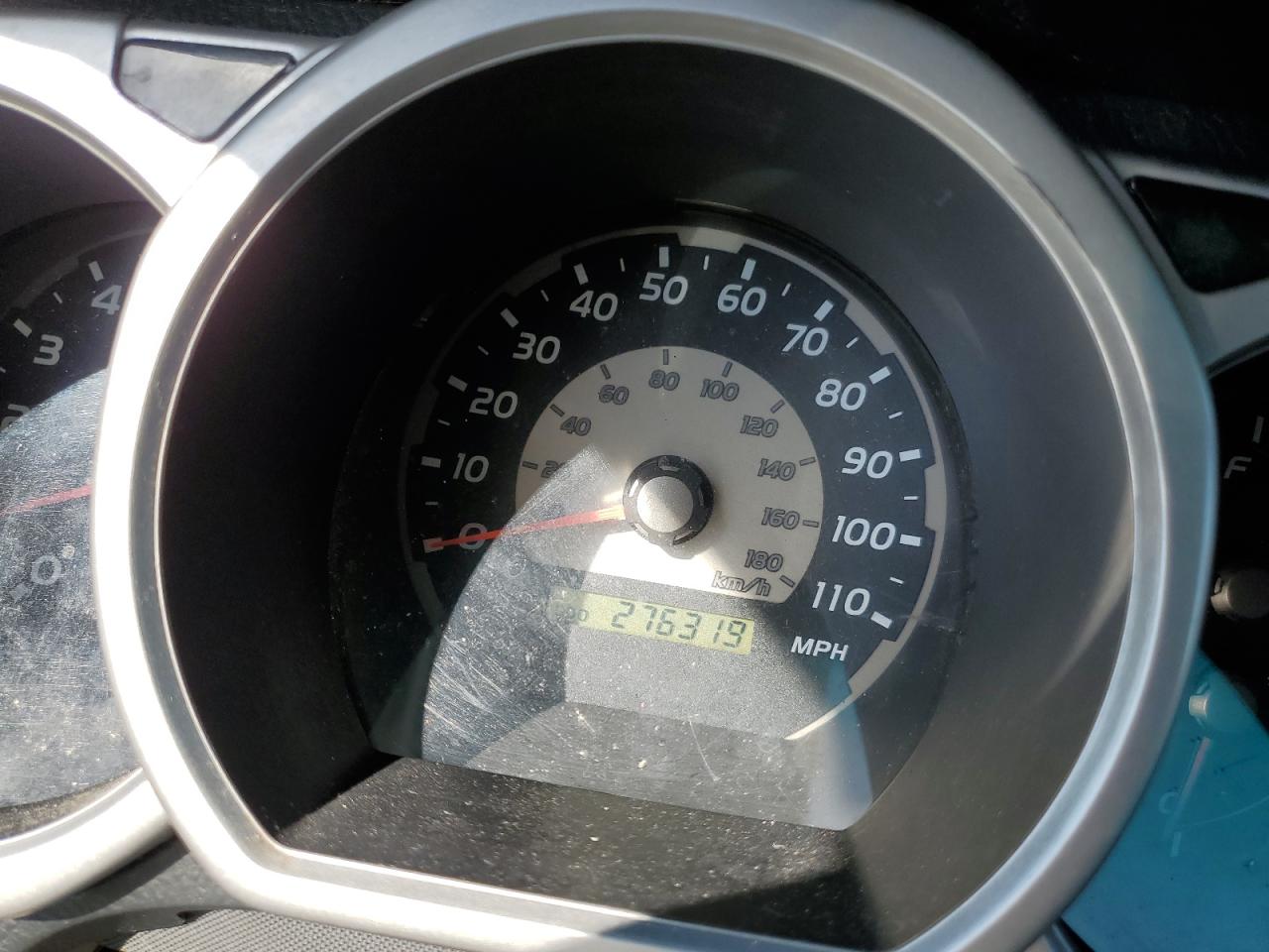 2003 Toyota 4Runner - Image 9