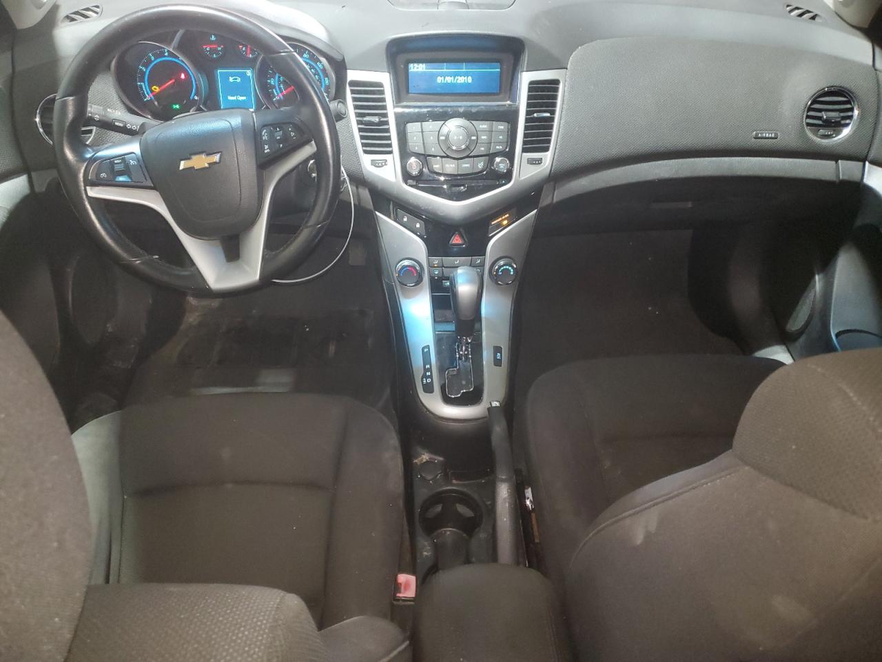 2013 Chevrolet Cruze - Image 8