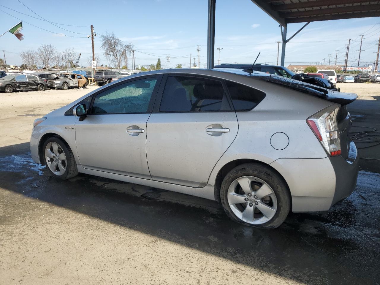 2011 Toyota Prius - Image 2