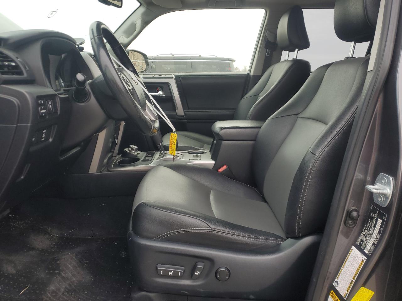 2015 Toyota 4Runner - Image 7