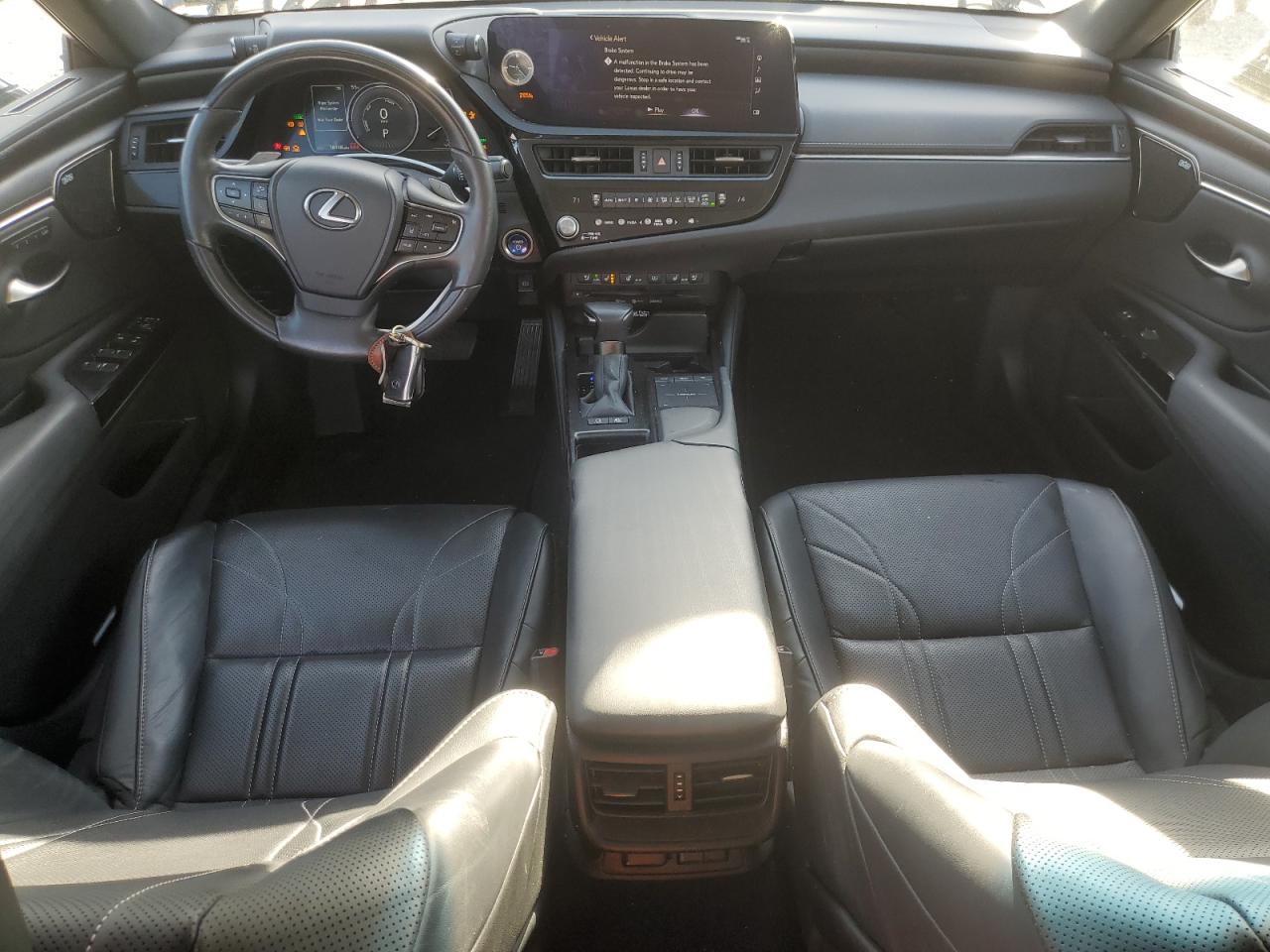 2022 Lexus ES - Image 8