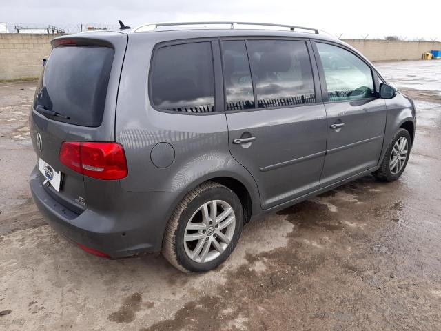 2013 VOLKSWAGEN TOURAN SE