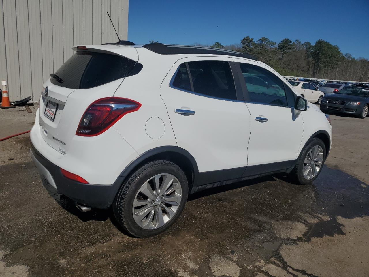 2017 Buick Encore - Image 3