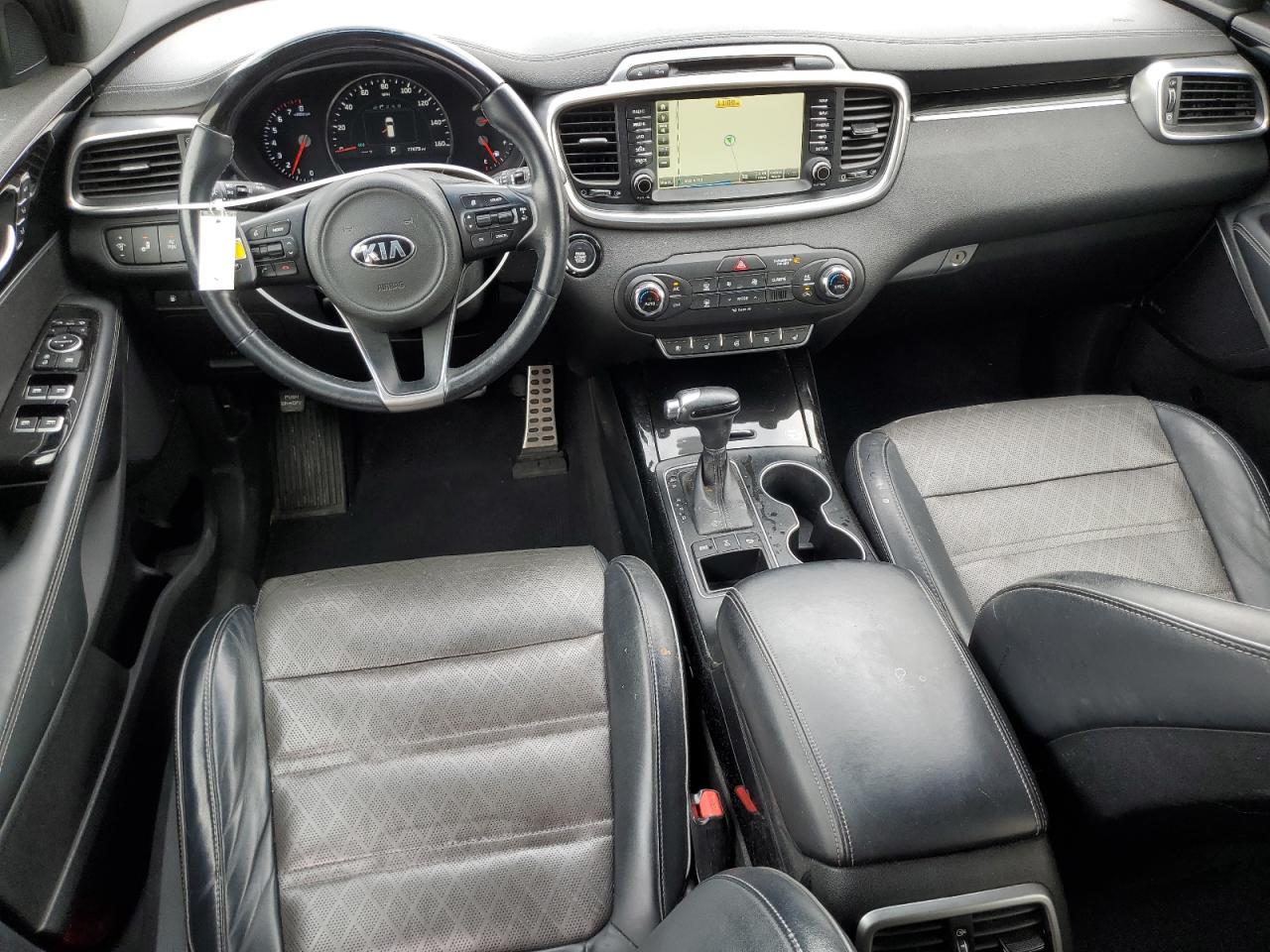 2016 Kia Sorento - Image 8