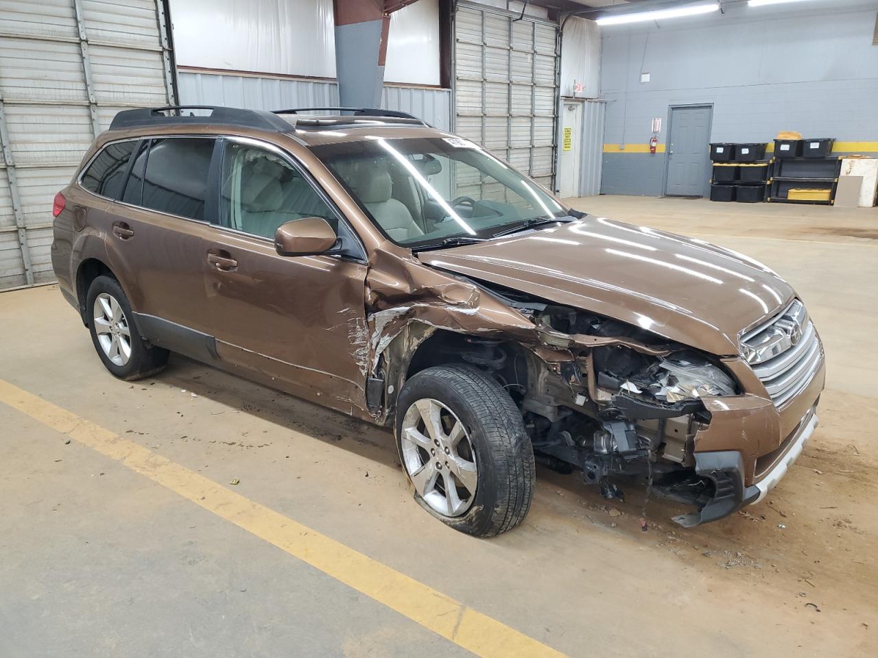 2013 Subaru Outback - Image 4
