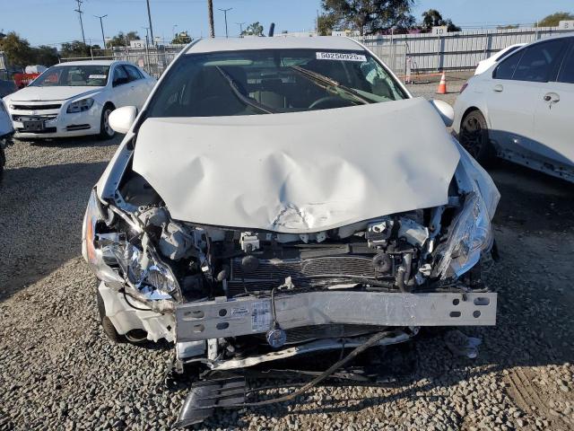 TOYOTA PRIUS 2015 Biały
