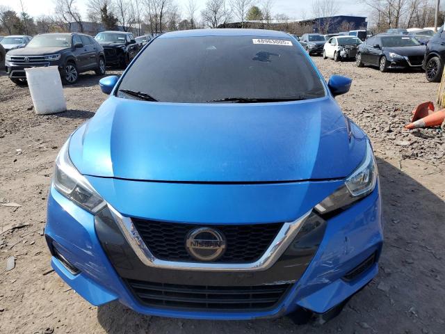  NISSAN VERSA 2021 Синий