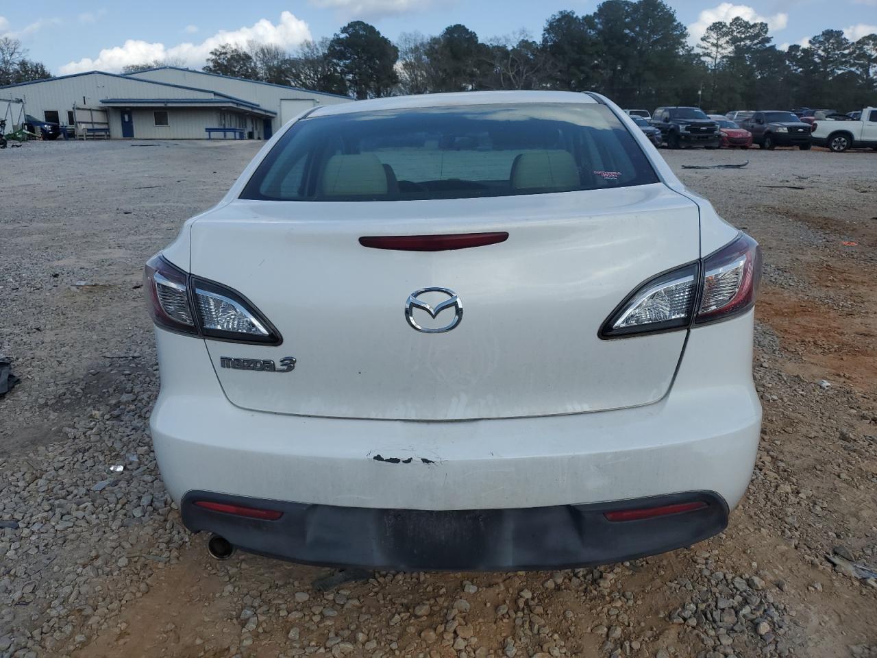 2010 Mazda 3 - Image 6