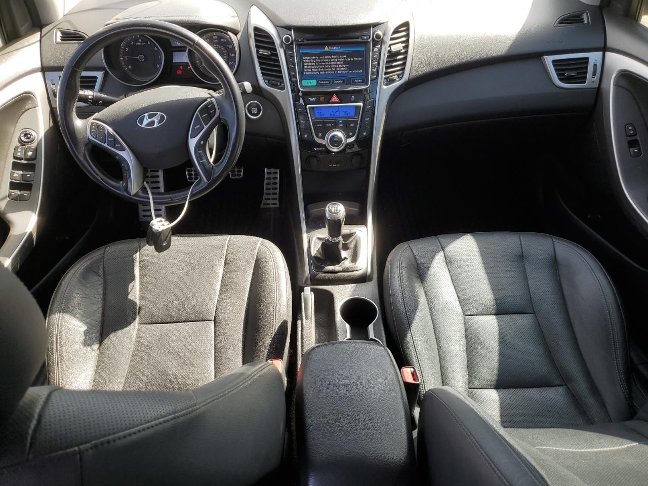 2014 Hyundai Elantra - Image 8