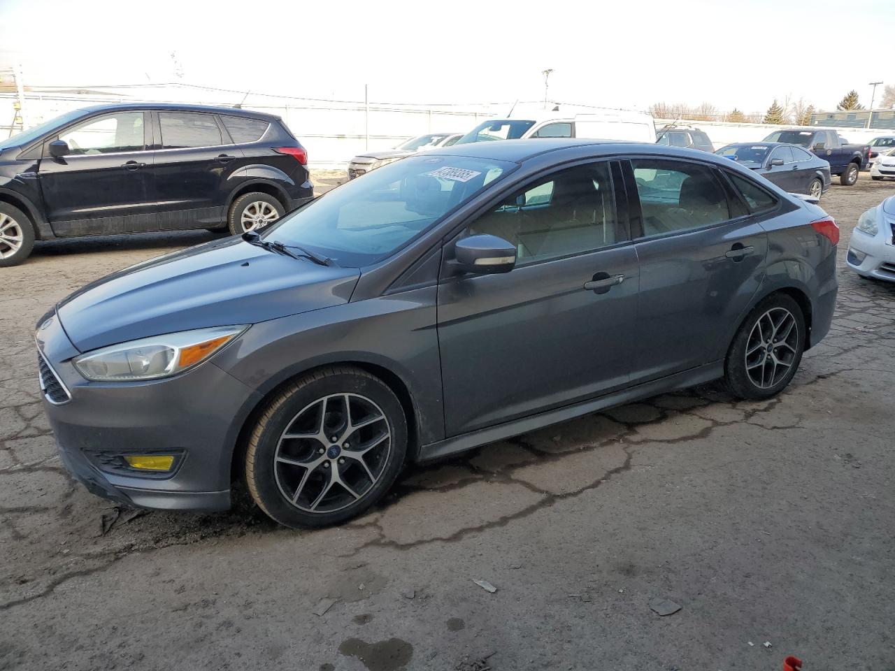 2015 Ford Focus Se for Sale in Dyer, IN - Side