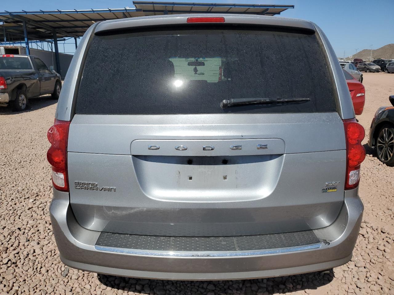 2015 Dodge Caravan - Image 6