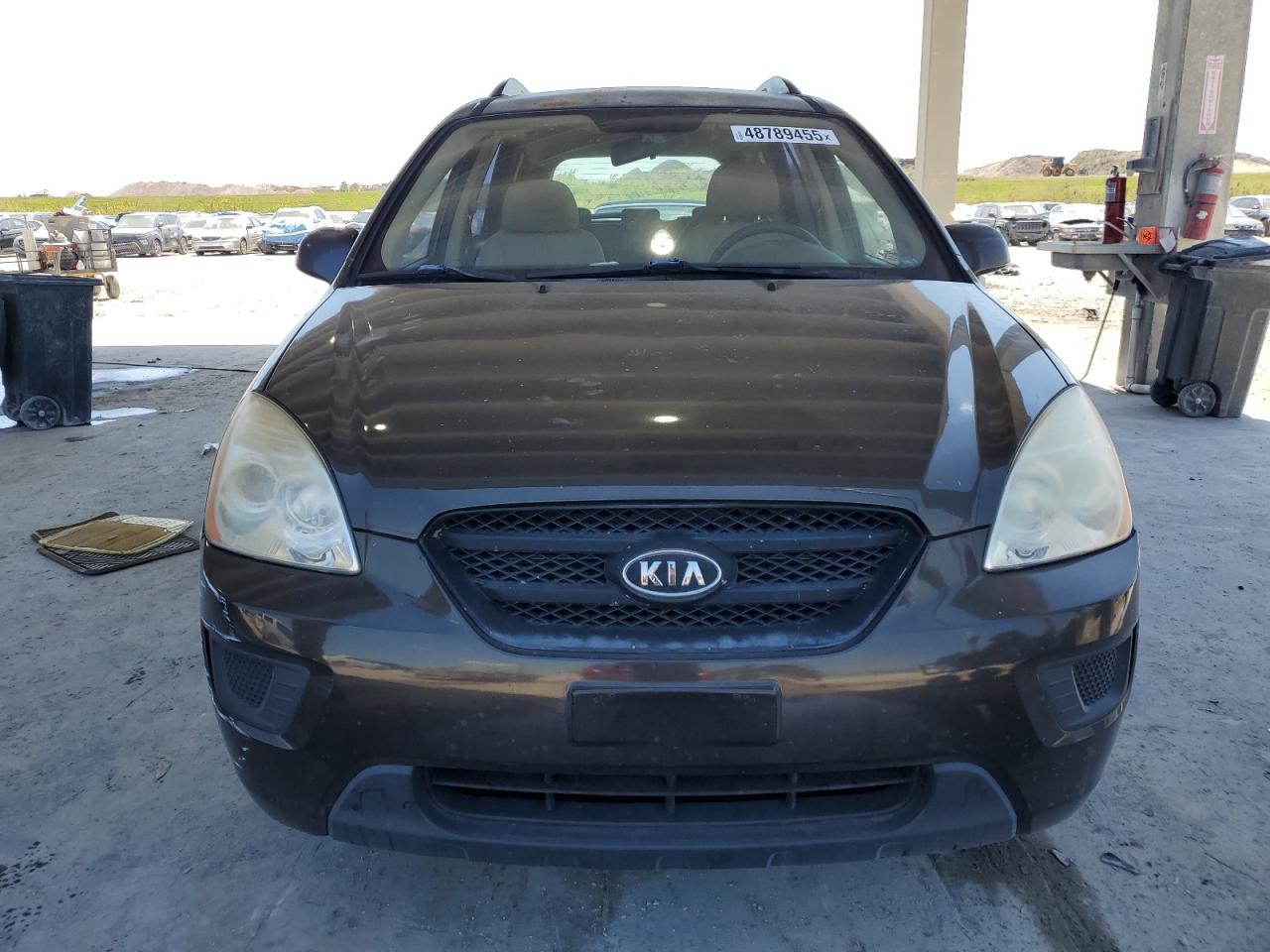 2009 Kia Rondo - Image 5