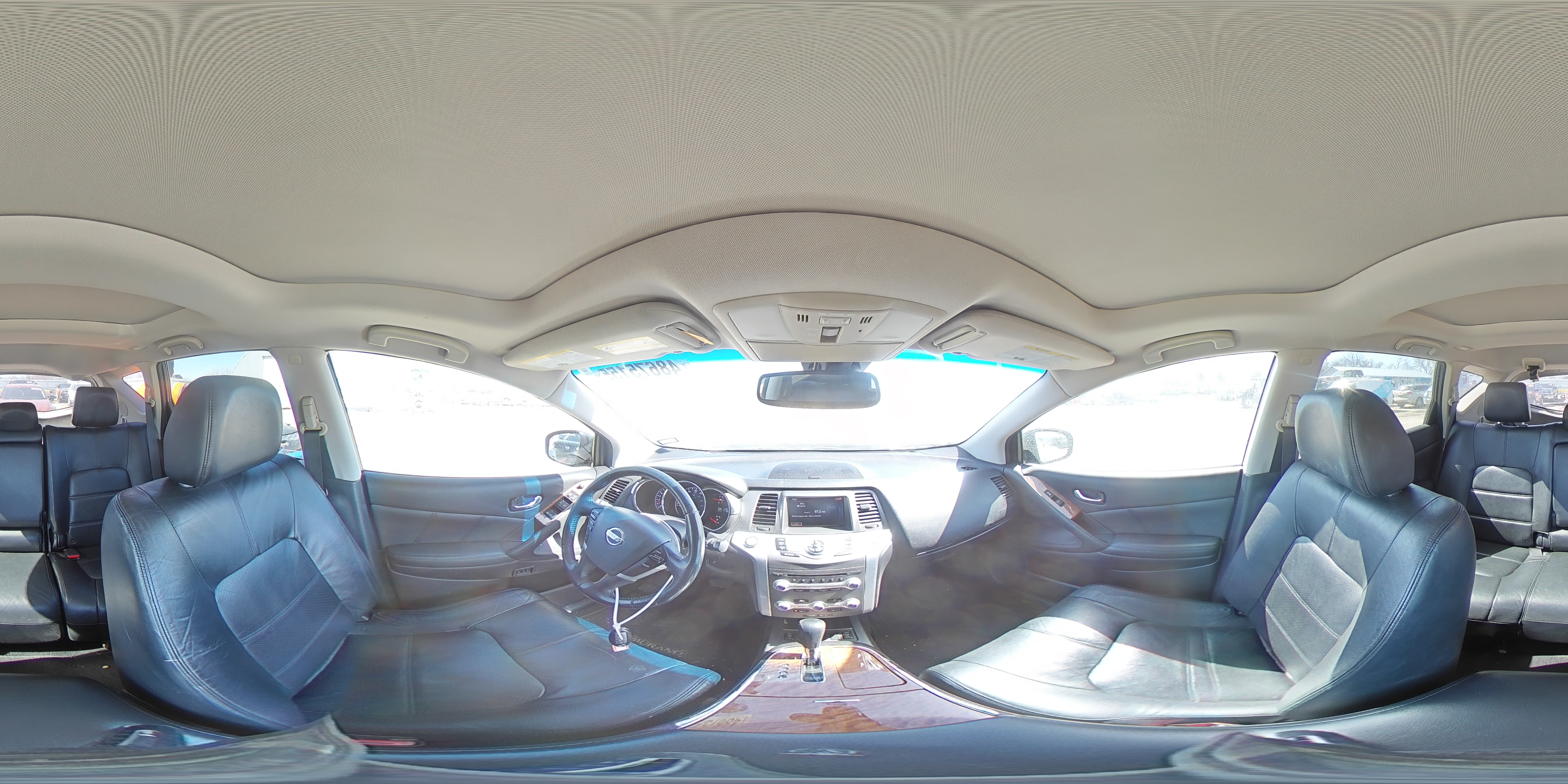 2011 Nissan Murano - Image 13