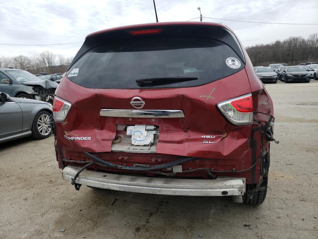 2014 Nissan Pathfinder - Image 6