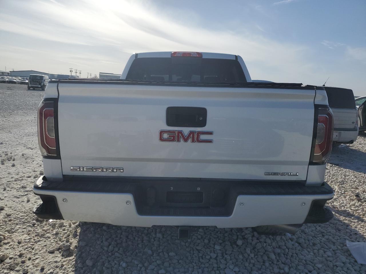 2016 GMC Sierra - Image 6