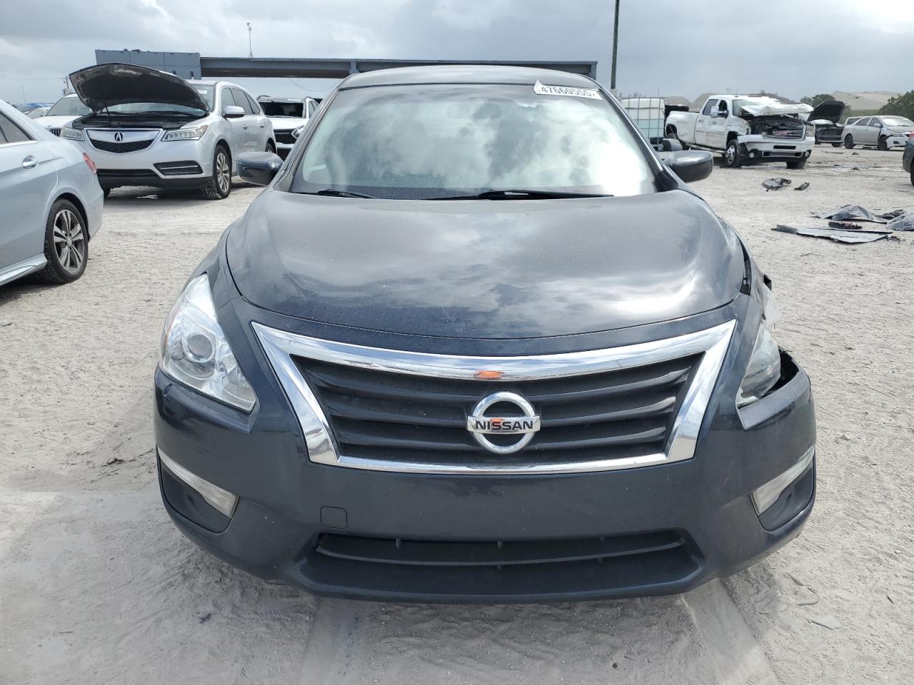 2014 Nissan Altima - Image 5