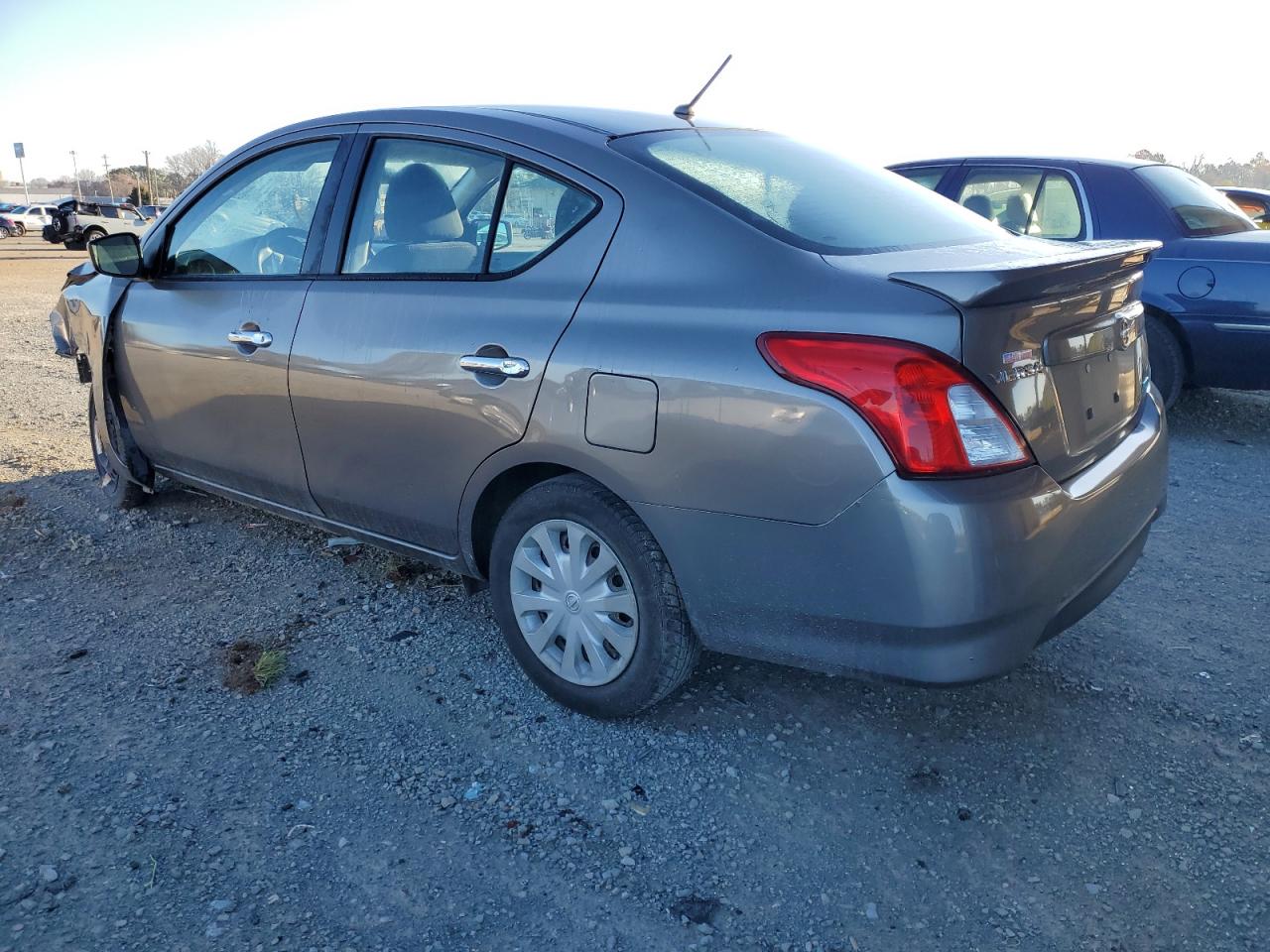 2016 Nissan Versa - Image 2