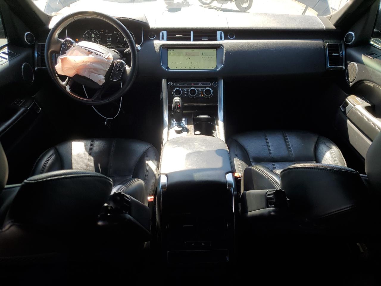 2017 Land Rover Range Rover - Image 8