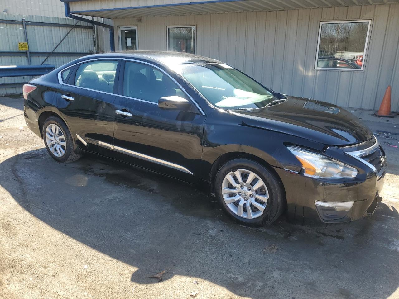 2015 Nissan Altima - Image 4