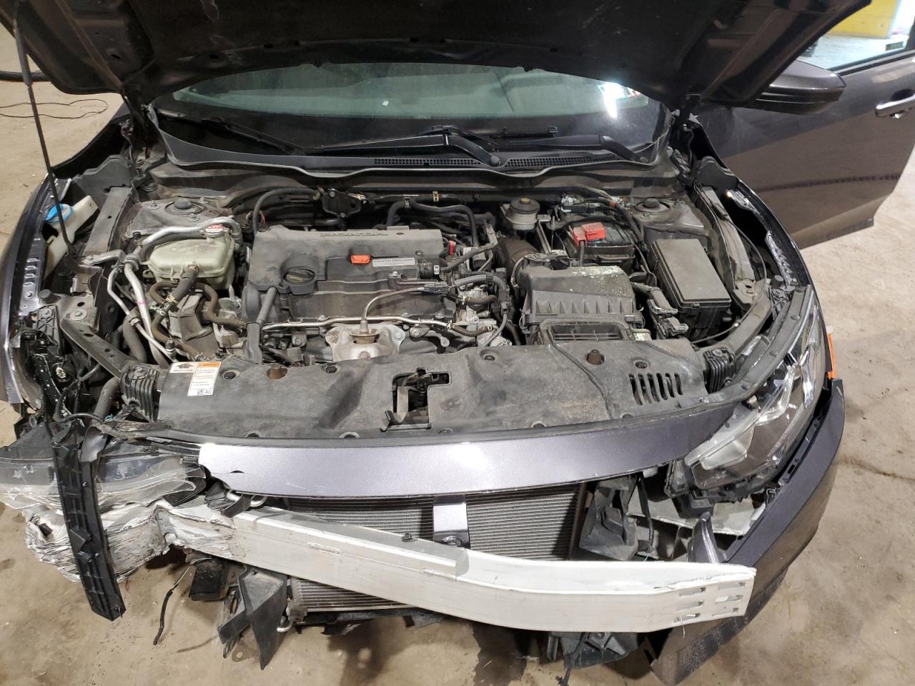 2018 Honda Civic - Image 12