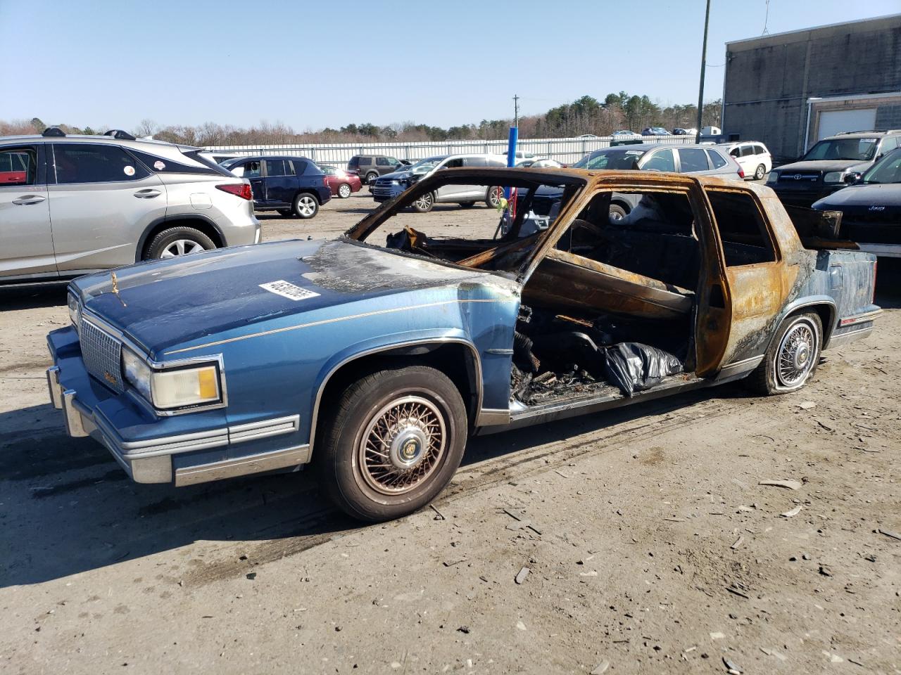 1988 Cadillac Deville للبيع في Fredericksburg، VA - Burn