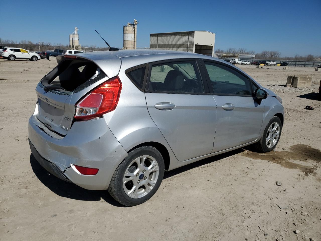 2015 Ford Fiesta - Image 3