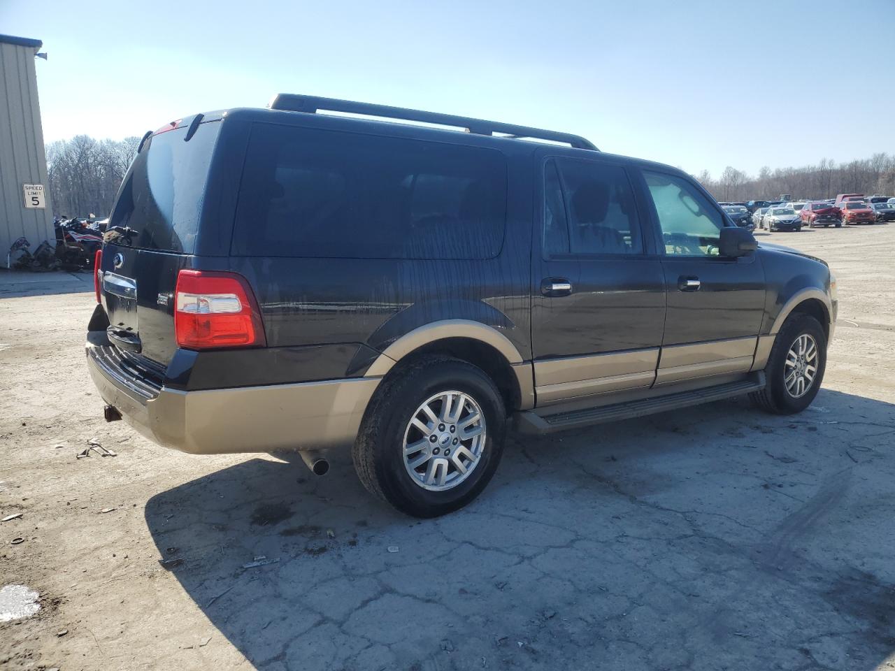 2014 Ford Expedition - Image 3