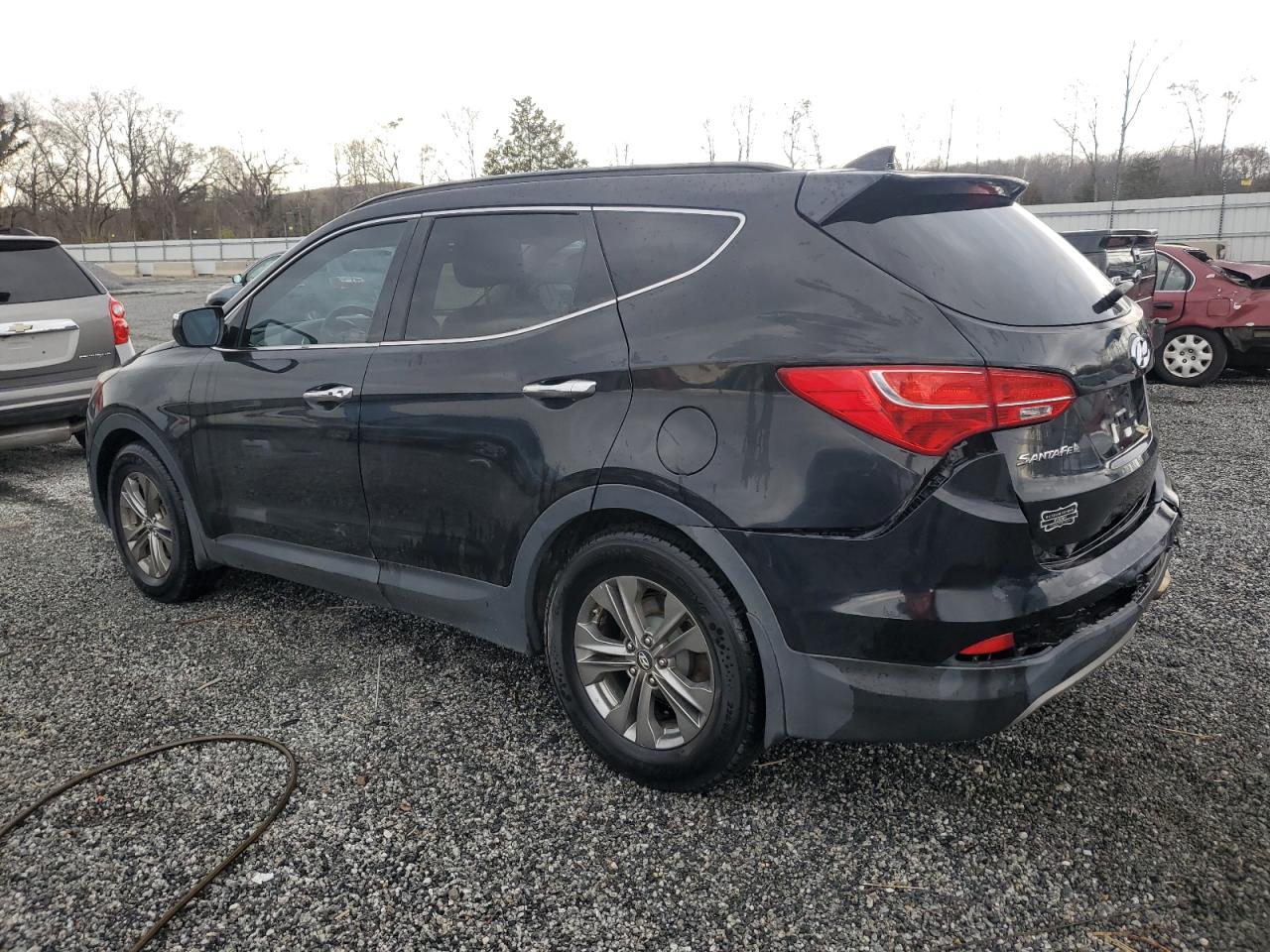 2014 Hyundai Santa Fe - Image 2