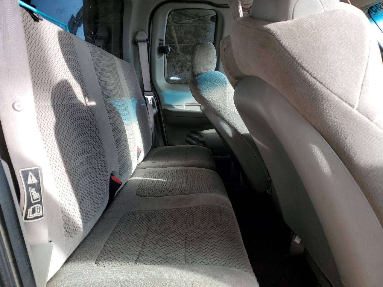 2002 Ford F-150 - Image 10