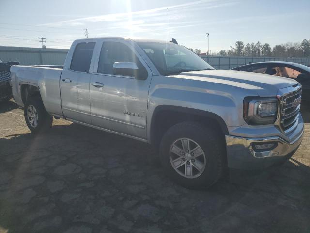  GMC SIERRA 2018 Srebrny