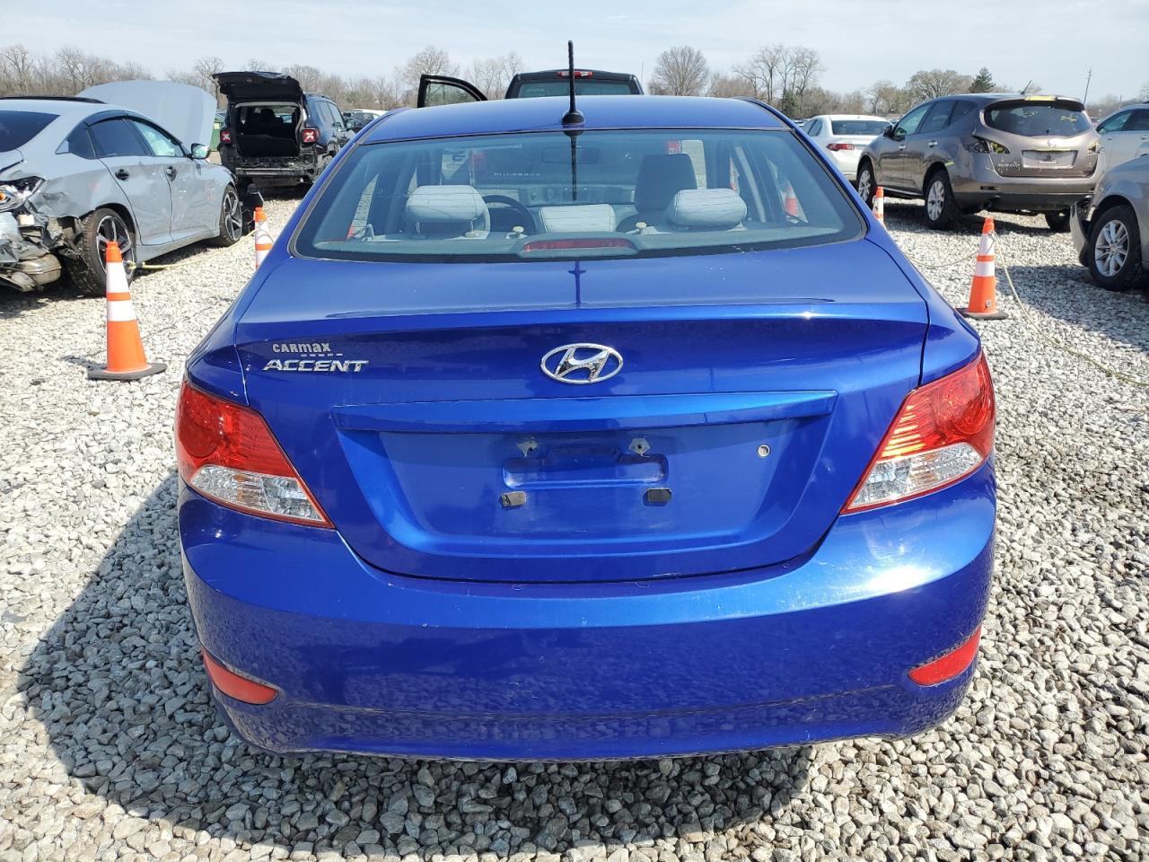2013 Hyundai Accent Gls VIN: KMHCT4AE8VU310770 Lot: 51202255
