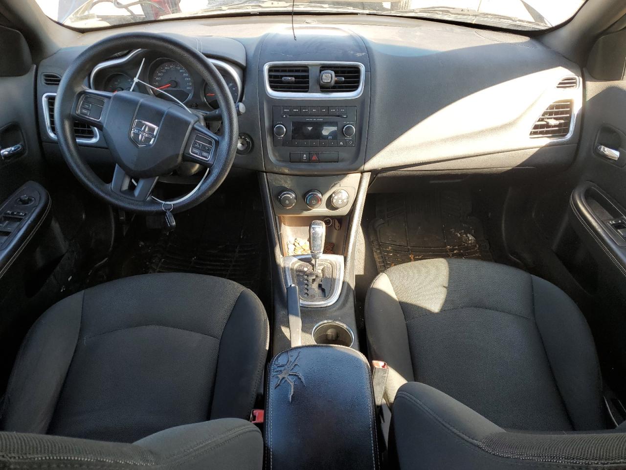 2012 Dodge Avenger - Image 8