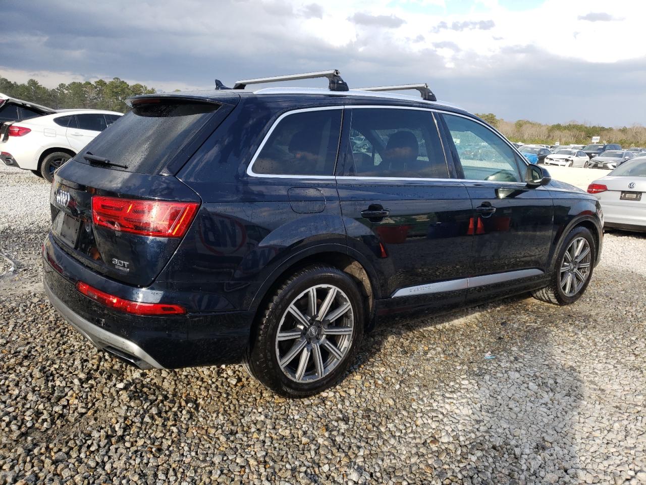 2017 Audi Q7 - Image 3