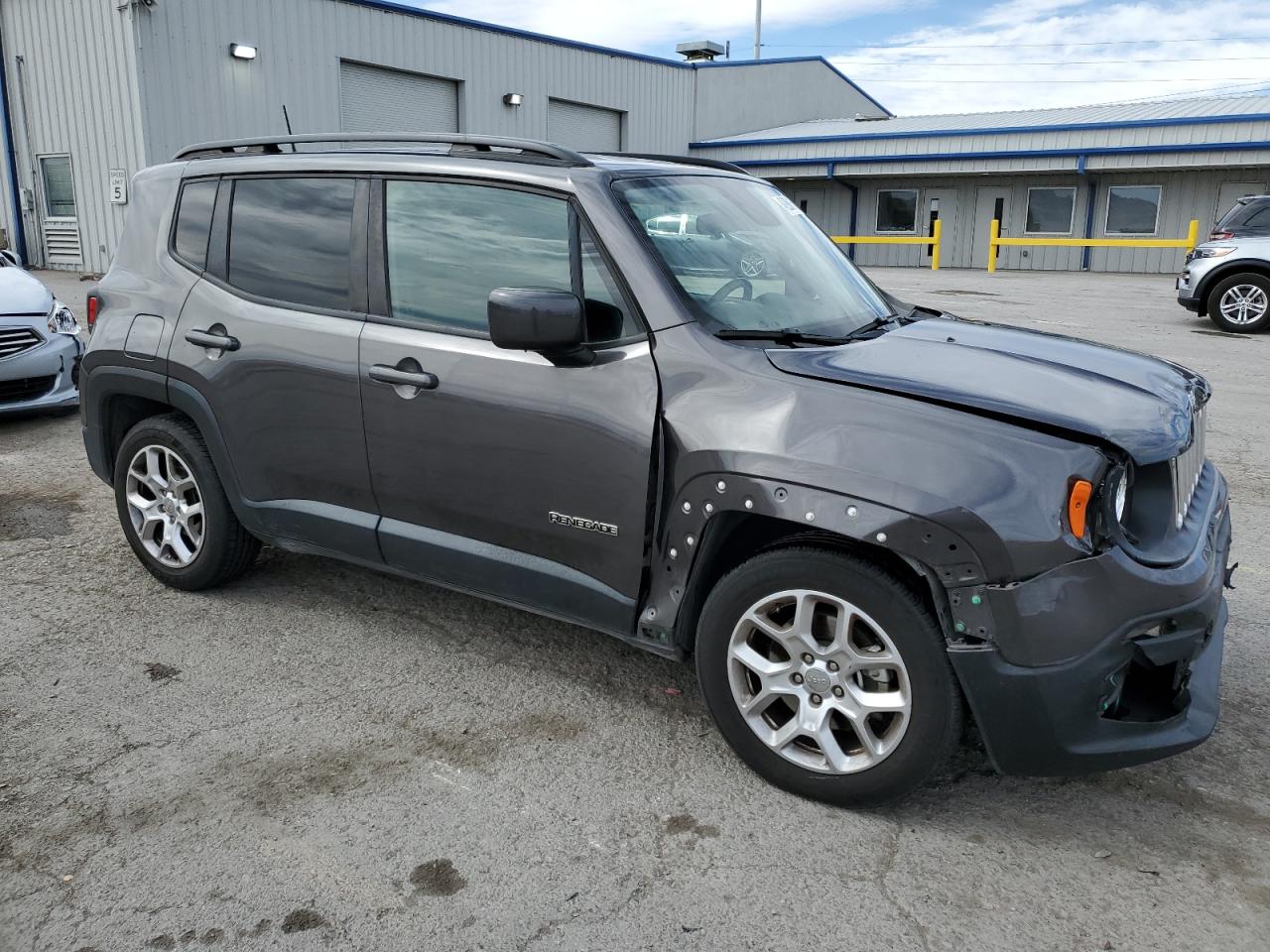 2018 Jeep Renegade - Image 4