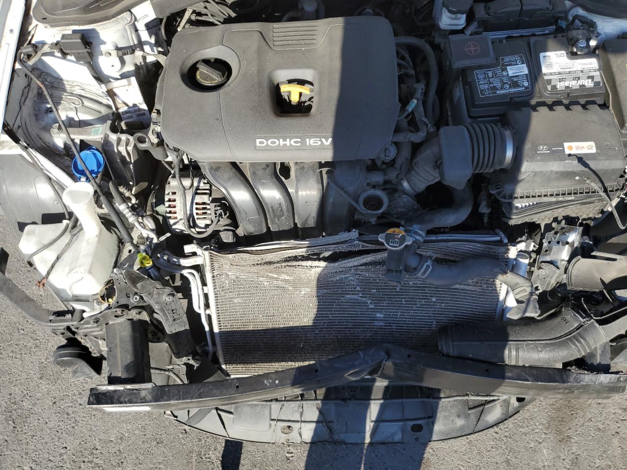 2018 Hyundai Elantra - Image 12