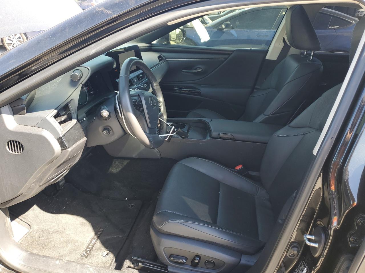 2023 Lexus ES - Image 7