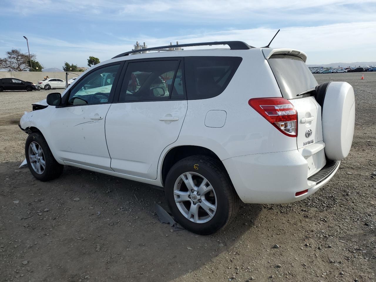 2012 Toyota RAV 4 - Image 2