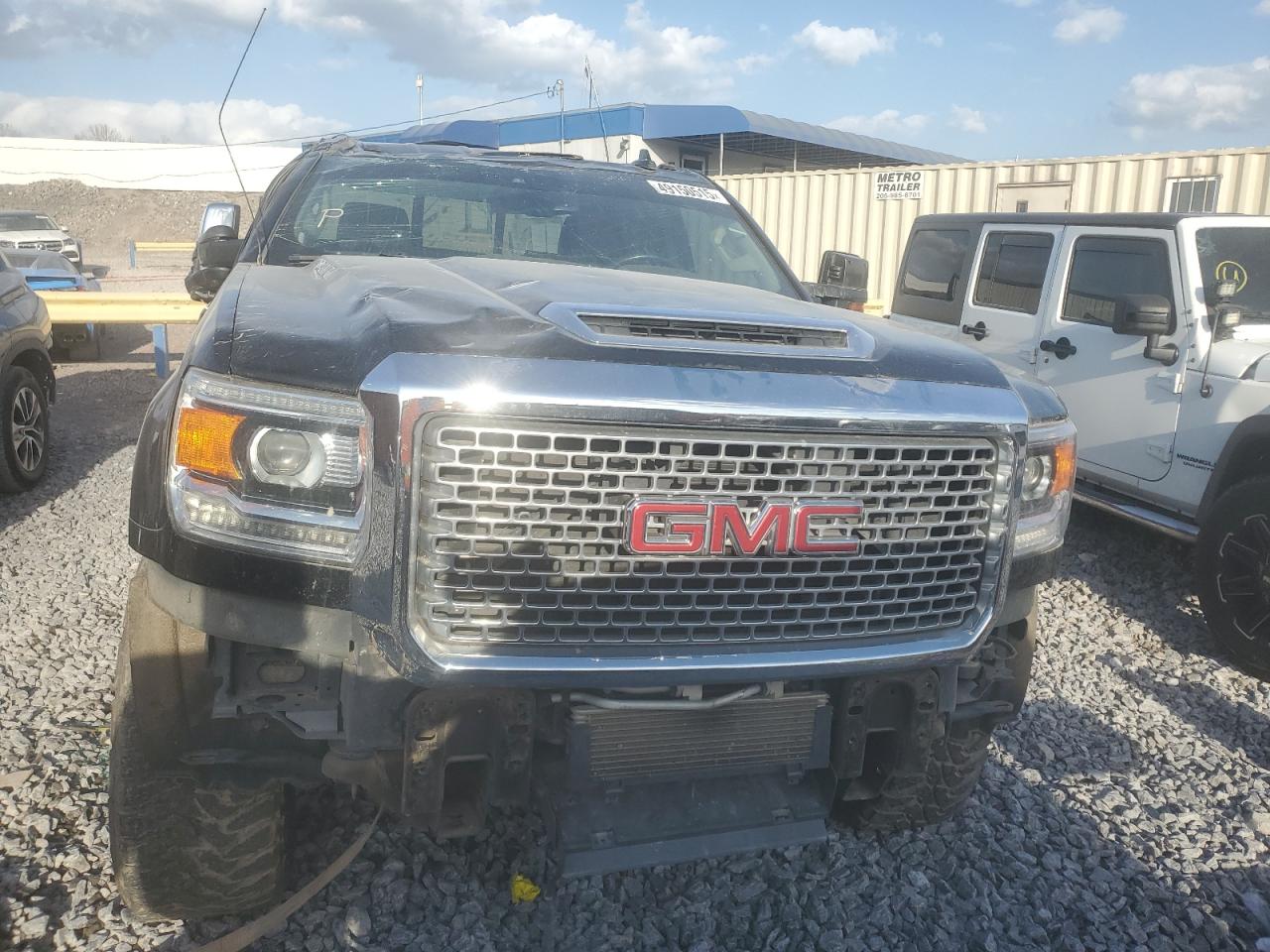 2017 GMC Sierra - Image 5